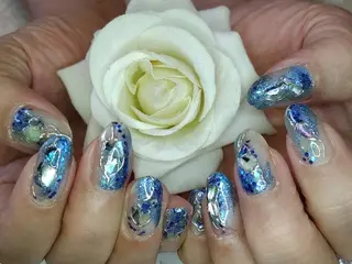 ネイル エステとネイル ローズコンフォートのネイルデザイン