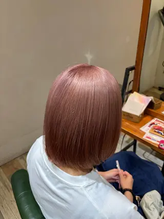 ショート カラー ブリーチなしWカラー 縮毛矯正・清水天空のヘアスタイル