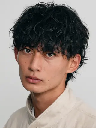 パーマ メンズ 原宿波巻きスパイラル パーマTOSHIのヘアスタイル