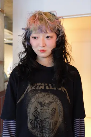 カラー 伊藤 美咲のヘアスタイル
