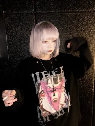 ミディアム カラー naito/ブリーチ /エクステ/縮毛のヘアスタイル