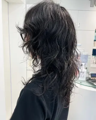 ロング パーマ 【レイヤーカット】 キサヌキミワのヘアスタイル