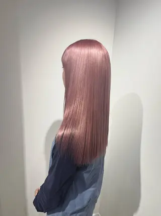 ロング カラー 吉原葵/ハイトーン /インナーカラーのヘアスタイル