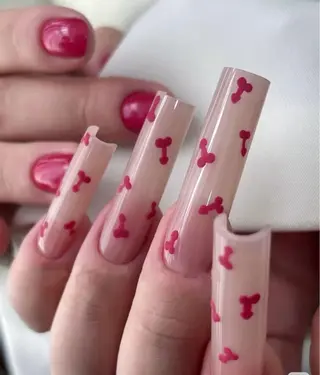ネイル LULU Nail Salon 新宿所属・LU LU NailSalonのネイルデザイン