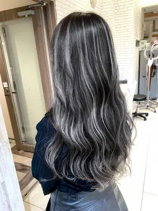 ロング カラー 須藤 光洋のヘアスタイル