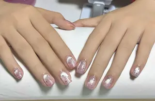 ネイル 高木 維麗絲のネイルデザイン