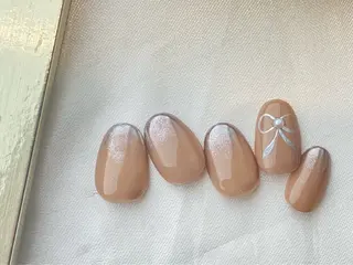 ネイル EARTH coiffure beaute 東松山店所属・町田 杏花のネイルデザイン