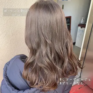 セミロング 淡色ふんわりhair 新宿satomiのヘアスタイル