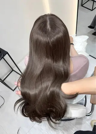 ロング 🩶レイヤー/艶髪/ 顔周り/韓国風/輝士のヘアスタイル