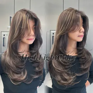 ロング 大人レイヤー/艶髪 🇺🇸TOMONAのヘアスタイル