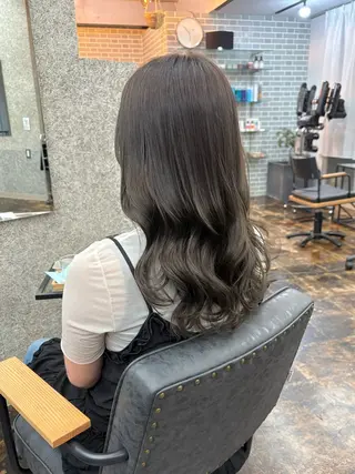 セミロング minmi .SUIのヘアスタイル