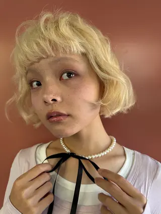 ショート カラー サカモト ナオミのヘアスタイル