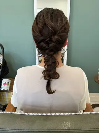 セミロング ヘアアレンジ M.arc 【マーキ】のヘアスタイル