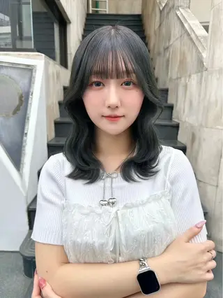 セミロング ぷつっと/レイヤー MANAMI🪿🤍のヘアスタイル