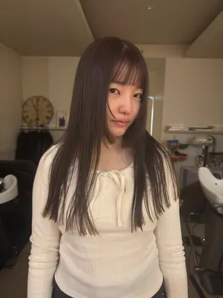 ロング カラー kai 今泉　Musiiikのヘアスタイル