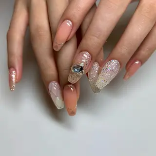 ネイル 恒川 みなみのネイルデザイン