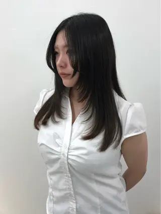 セミロング カラー wabi所属・透明感艶カラー/ リュウジンキョウカのヘアスタイル