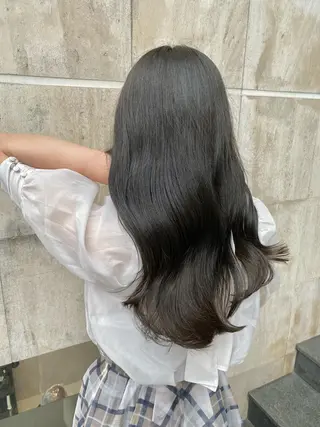 ロング カラー ブリーチなし✨艶髪 カラー𓃲YAGIのヘアスタイル