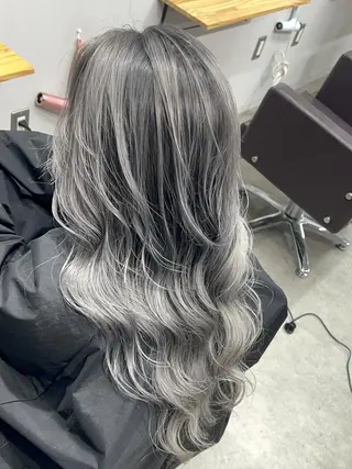 ロング カラー ✨【公式】 juhl.横浜✨のヘアスタイル