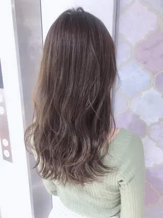 セミロング 髪質改善　縮毛の達人 矢井由真のヘアスタイル