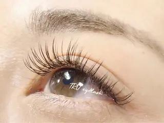 マツエク・マツパ TRU NAIL&EYELASH 横浜店所属・🫧TRU Tamaki🫧のマツエク・マツパデザイン