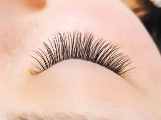 マツエク・マツパ THE CHIC maiのマツエク・マツパデザイン