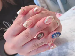 ネイル UNIVERSEnail所属・ネイリスト YUKIのネイルデザイン