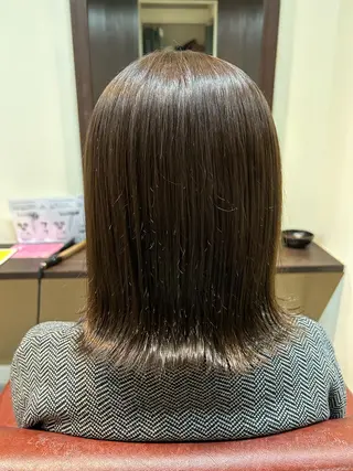 ミディアム 水谷 菜央のヘアスタイル