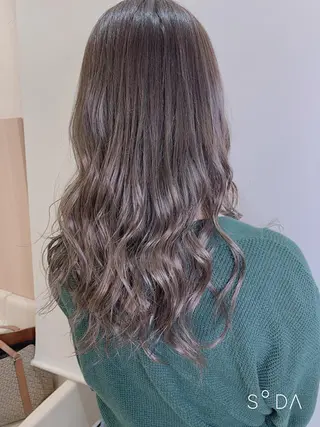 セミロング カラー 店長ハイトーンカラー 柞山史奈のヘアスタイル