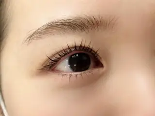 マツエク・マツパ アイブロウ Amy eyelash所属・堀脇 海愛のマツエク・マツパデザイン