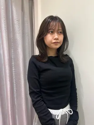 ミディアム カラー 松村 澪里のヘアスタイル