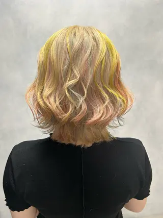ミディアム カラー ✨ブリーチ特化✨ 💚Acchon💚のヘアスタイル