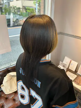 ミディアム 髪質改善⭐️縮毛 🫧内藤紅葉のヘアスタイル