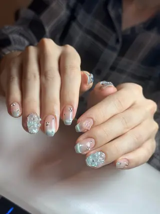 ネイル MEest Beauty Studio所属・Junn Nailのネイルデザイン