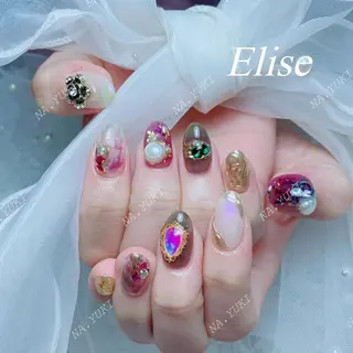 ネイル 🌷 Mooning 🌷のネイルデザイン