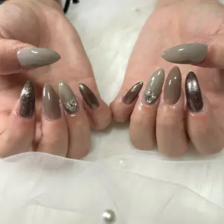 ネイル nailsalon_ riri♡のネイルデザイン