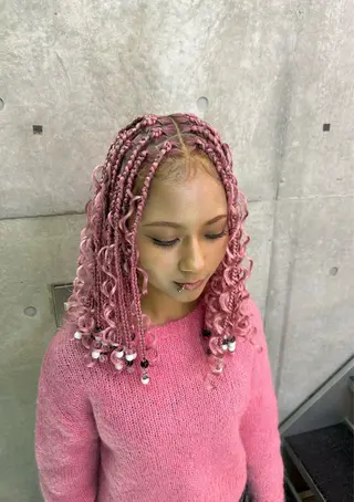 ミディアム ヘアアレンジ HARURU🪮✨ ブレイズ海外ヘアのヘアスタイル