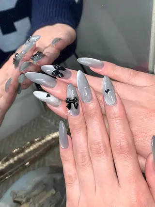 ネイル NES NAIL所属・さゆり￤推しキャラ ￤ロングネイル🩷のネイルデザイン