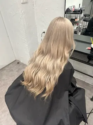 カラー DAO所属・anju/大阪/ ハイトーン/心斎橋のヘアスタイル