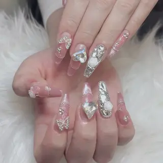 ネイル Lenie Nailのネイルデザイン
