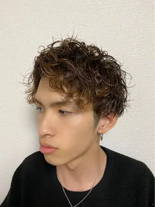 メンズ offtheLip　ocean所属・メンズパーマ 小澤太雅のヘアスタイル