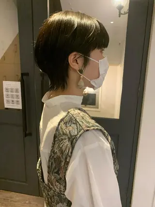ショート カラー パーマ ヘアアレンジ メンズ キッズ ネイル マツエク・マツパ SALOWIN梅田茶屋町店所属・ウルフレイヤーカット /チヒロのヘアスタイル