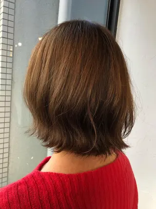 ショート カラー 髪質改善&ブリーチ 伊勢 祐一郎のヘアスタイル