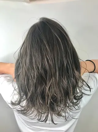 セミロング カラー 酸性ストレート/ブリ ーチなし/中村 匠のヘアスタイル