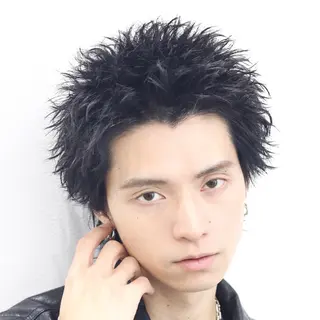 ショート カラー パーマ メンズ 🔥メンズ🔥かっこ いいが正義！代表柿崎のヘアスタイル