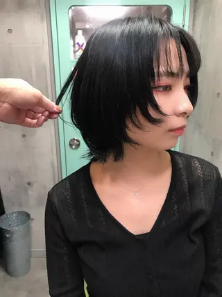 ミディアム ホワイト&レイヤーカ ットエクステ長畠俊輔のヘアスタイル