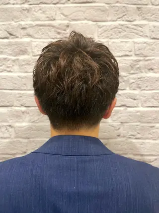ショート カラー メンズ Graceful BarBer platinum所属・無料メンズカット💈 遠山泰輝のヘアスタイル
