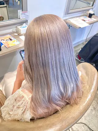 カラー ナルセナツキ 👾ハイトーンのヘアスタイル