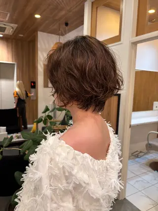 ショート パーマ BEAUTRIUM 穂乃香のヘアスタイル