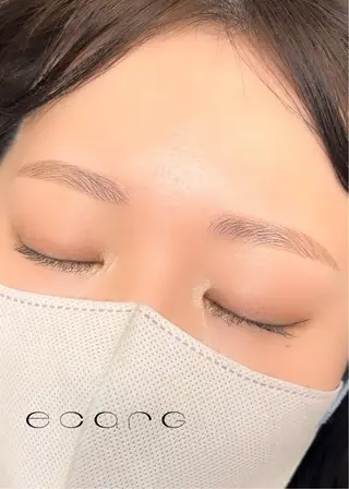 アイブロウ 新保 愛玖の眉毛・アイブロウイメージ
